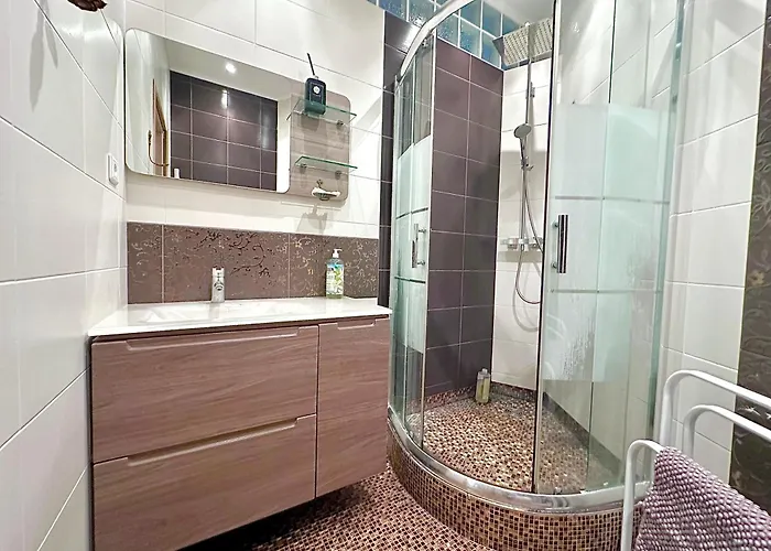 3 Pieces 100m2 Balcon Centre Juan 2 Pas Des Plages 公寓