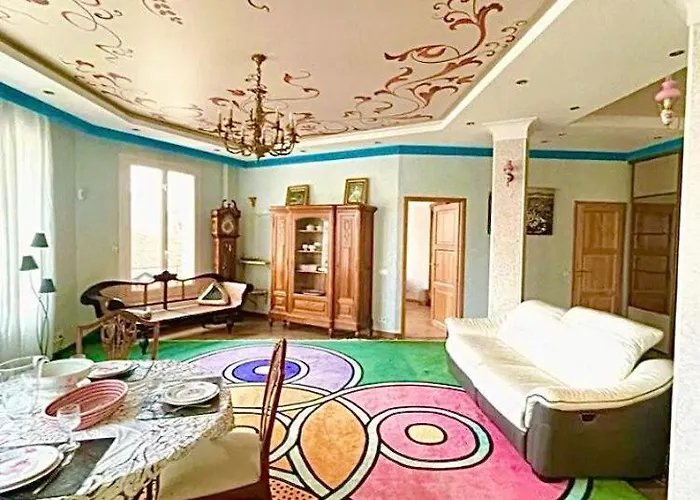 3 Pieces 100m2 Balcon Centre Juan 2 Pas Des Plages