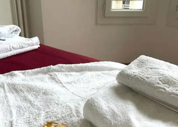 3 Pieces 100m2 Balcon Centre Juan 2 Pas Des Plages * 昂蒂布