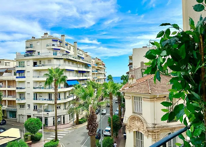 3 Pieces 100m2 Balcon Centre Juan 2 Pas Des Plages 昂蒂布